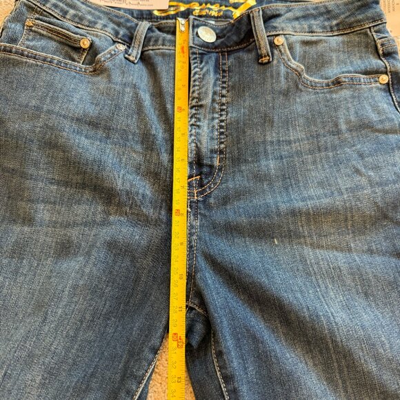 Seven7 Ladies High-Rise Step Hem Cropped Fashion Jean Size 8 - Picture 5 of 13